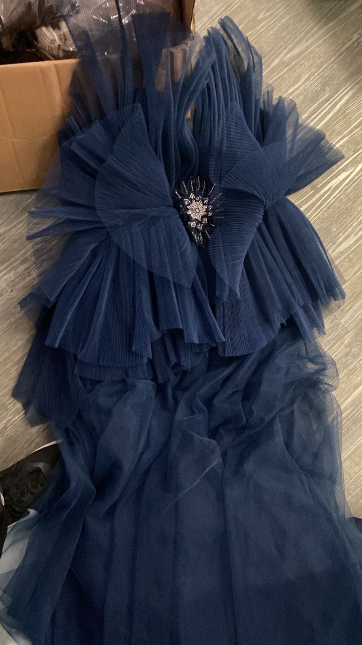 Vestido azul tull con flor cb