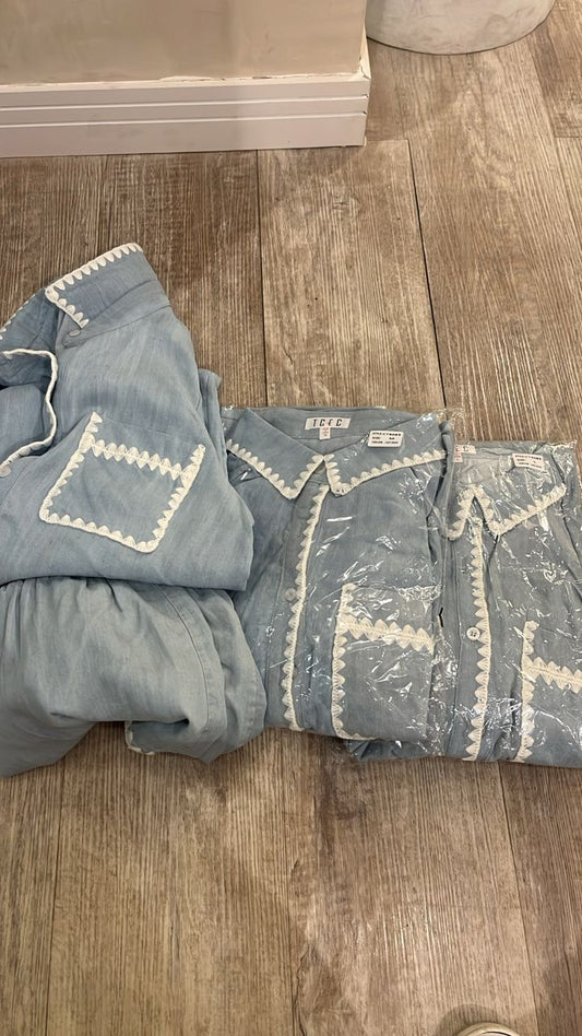 Set de short y camisa azul claro con tejido Tcec