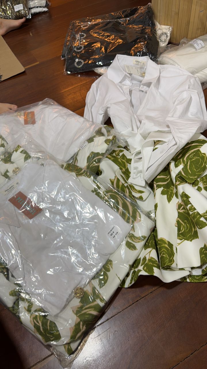 Set de body y falda verde con blanco