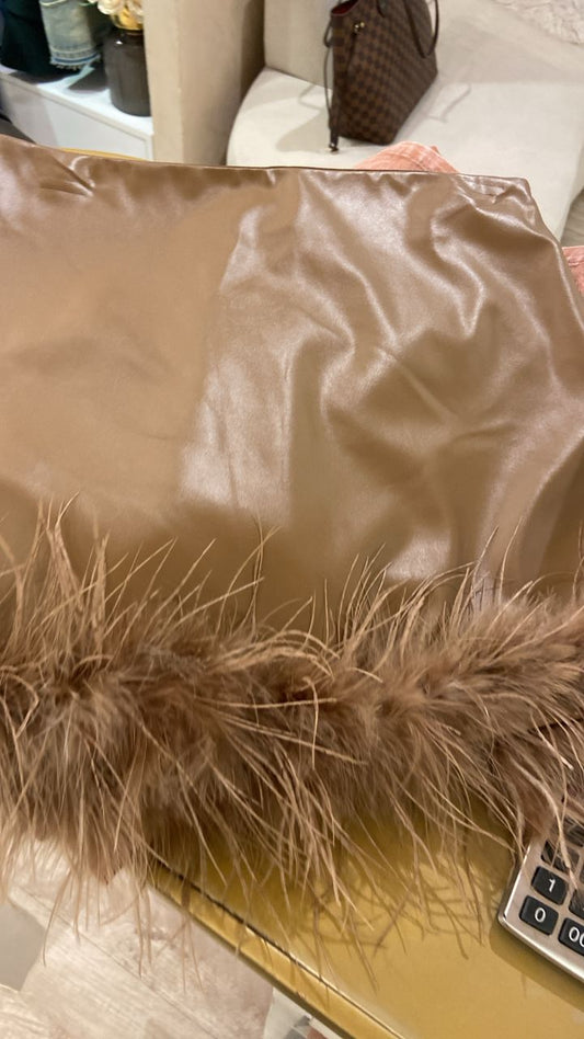 Falda cuerina marrón plumas hyfve. talla S