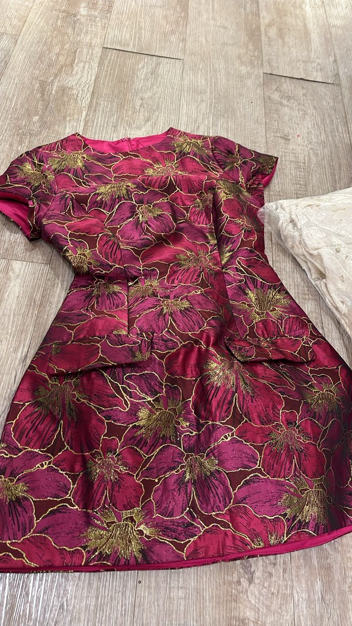 Vestido fucsia floreado cb