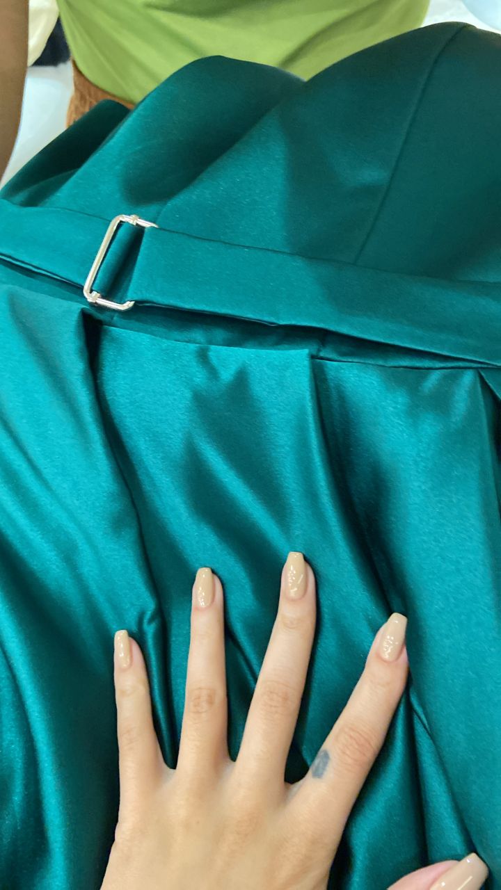 Maxi vestido seda verde