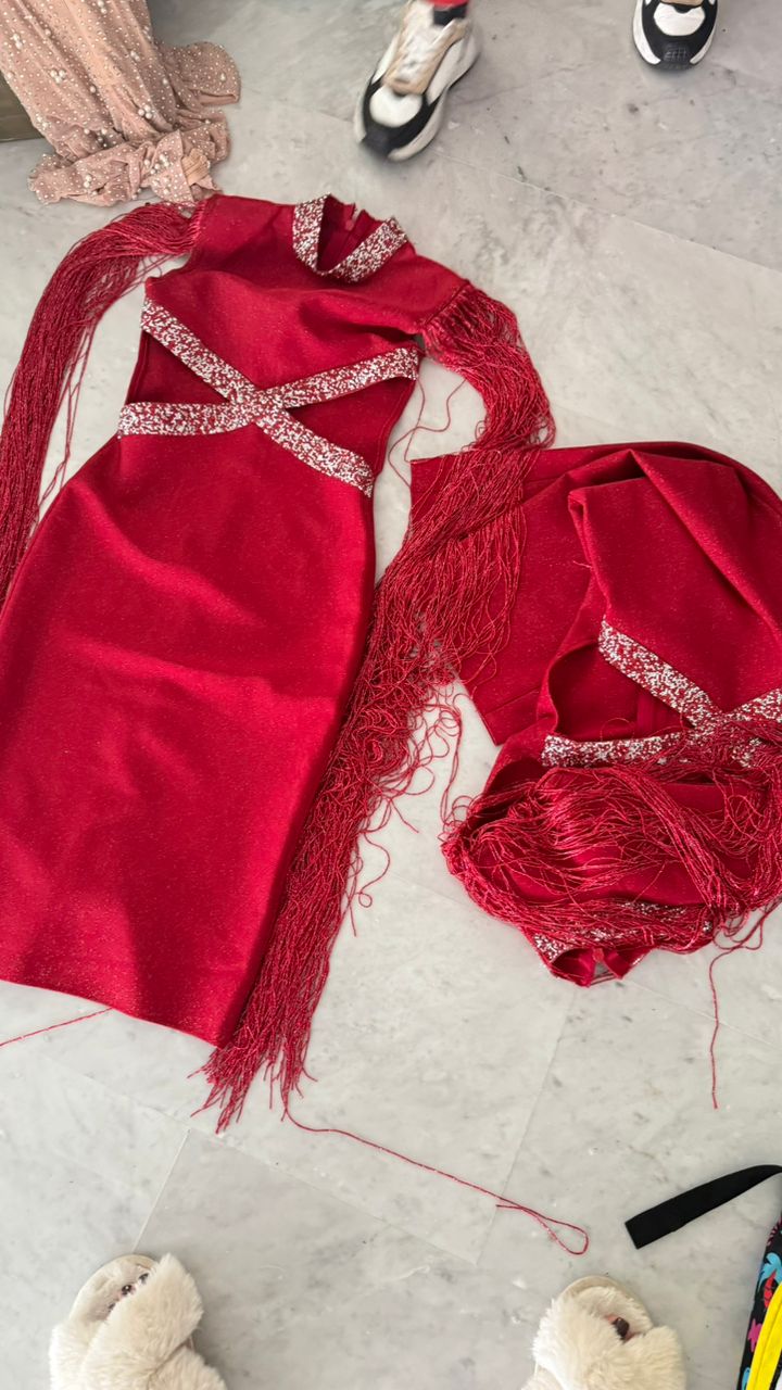 Vestido rojo bandage con brillantes y flecos Cb