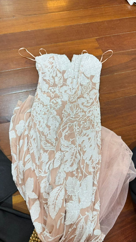 Vestido blanco civil con nude cb 1S. 215$