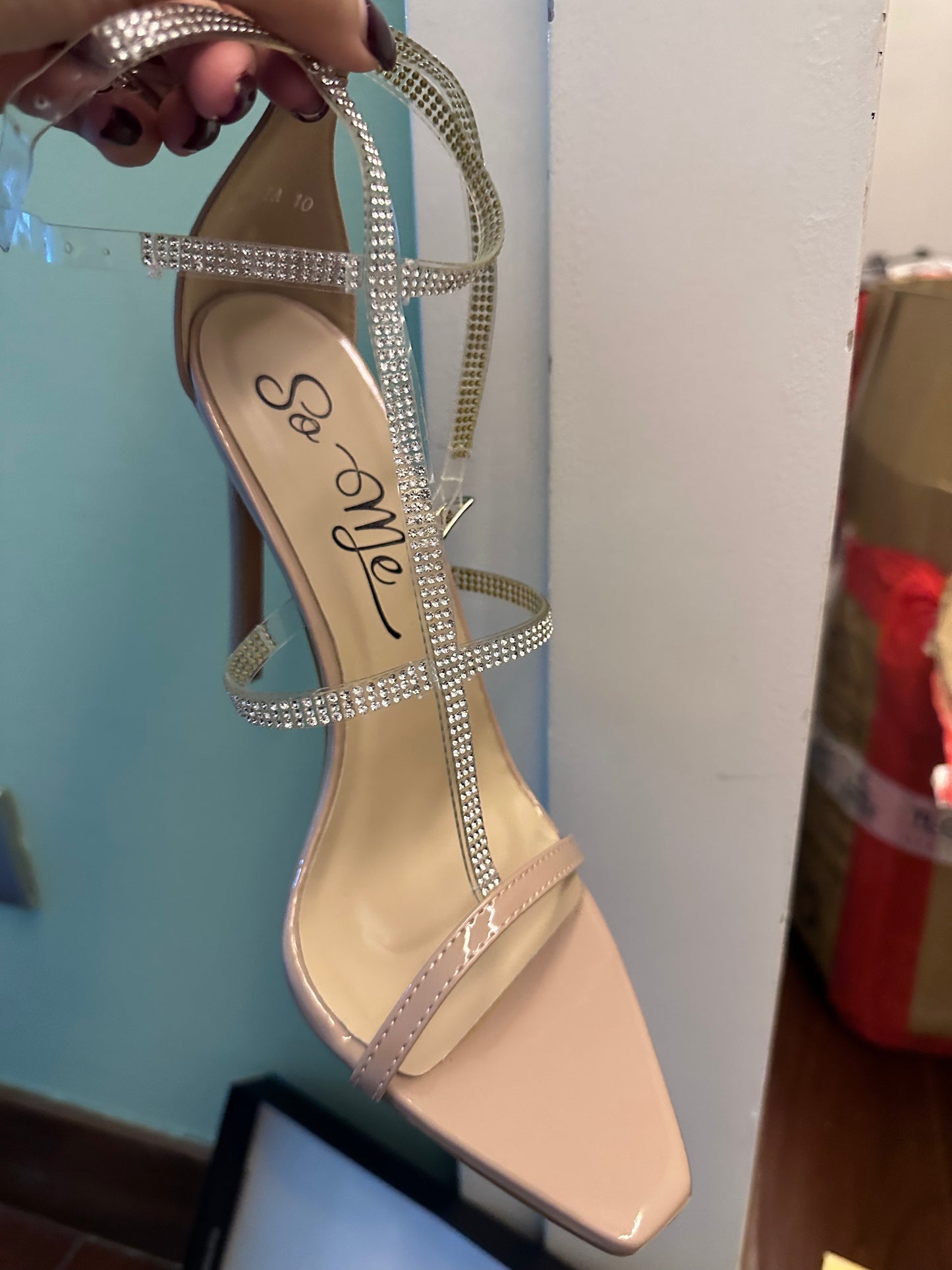 Tacones Sandalias damsia brillante nude.