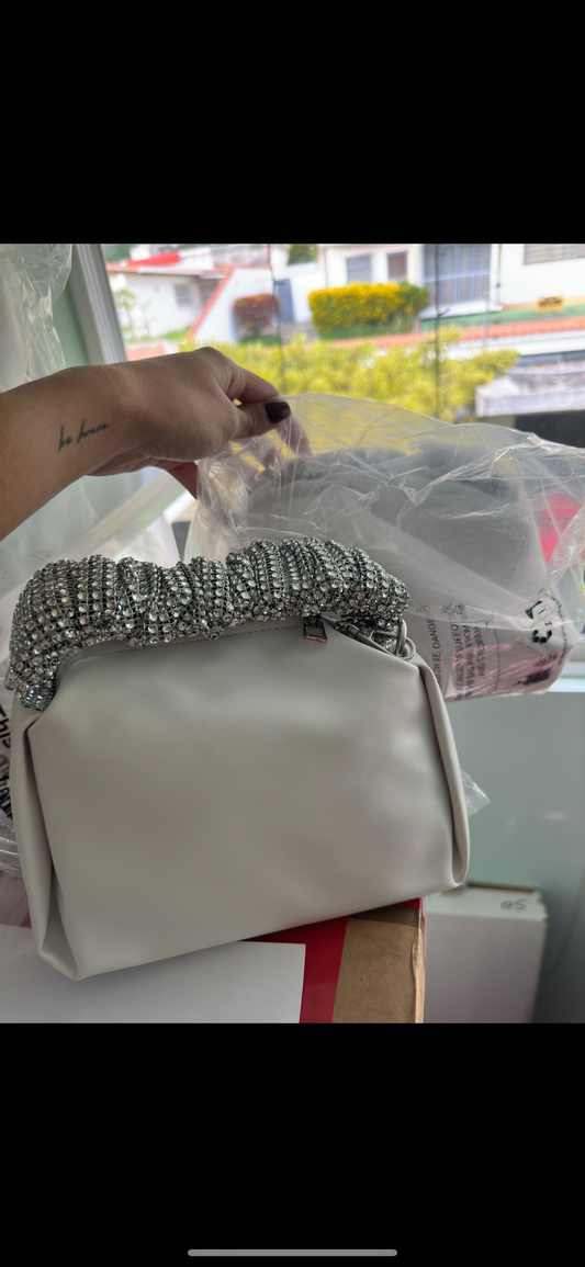 Cartera blanca asa brillante