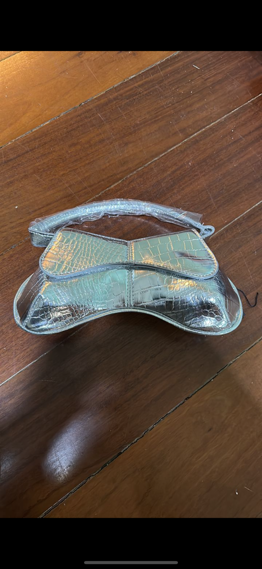 Cartera plateada