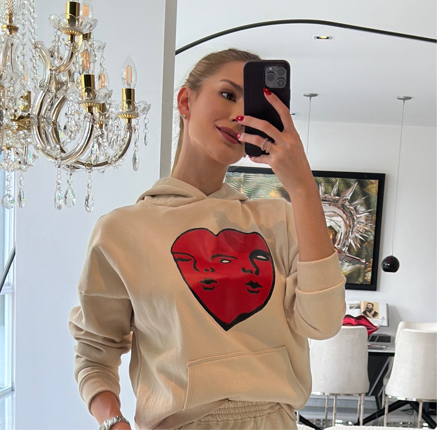 Sweater beige love