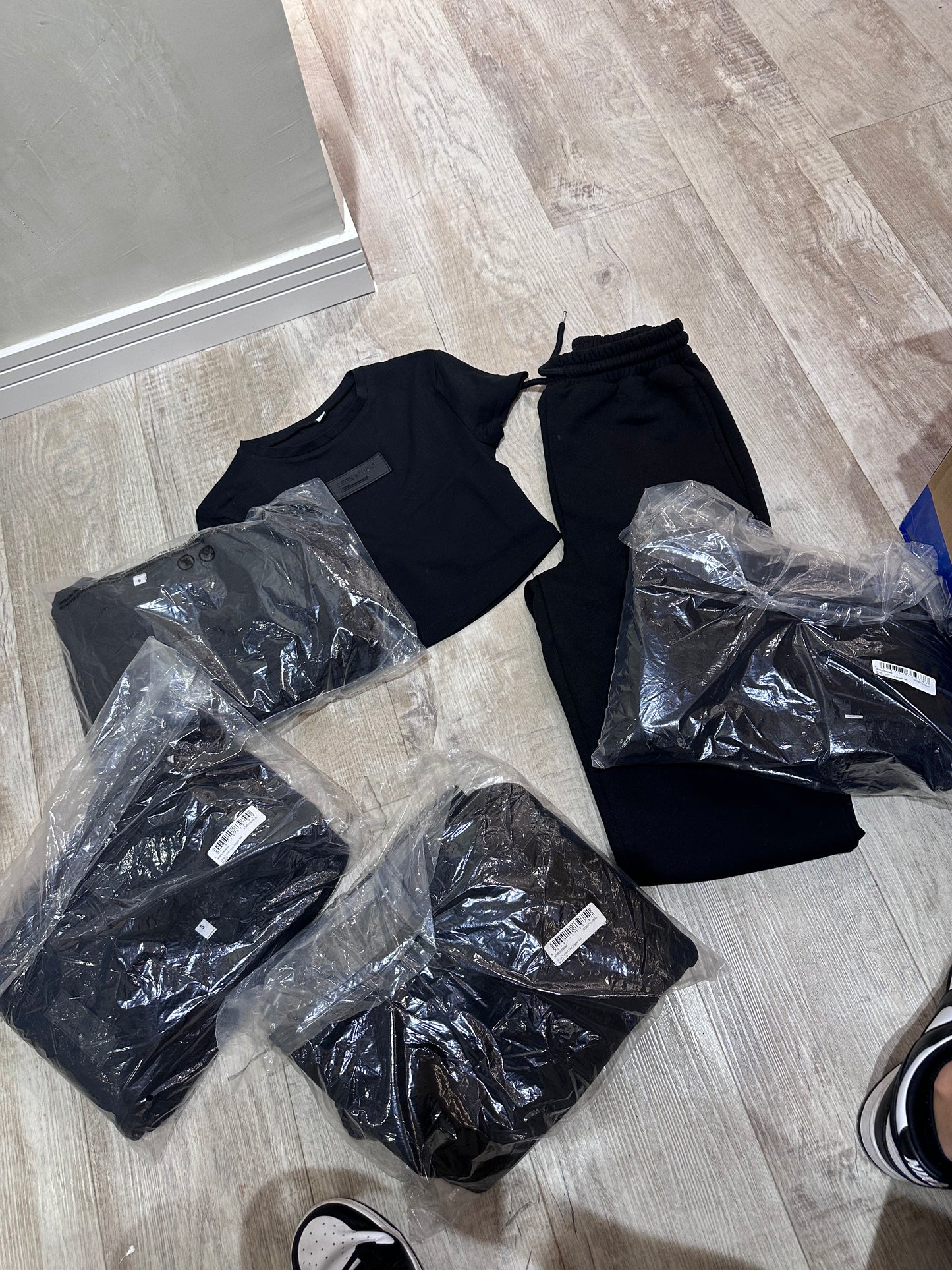 Set de franela y jogger negro