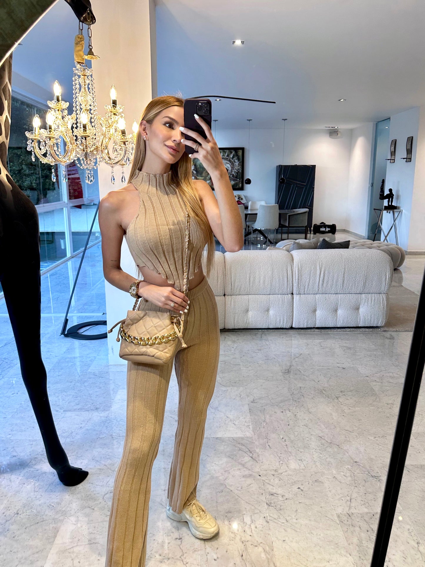 Set de top y pant tejido beige