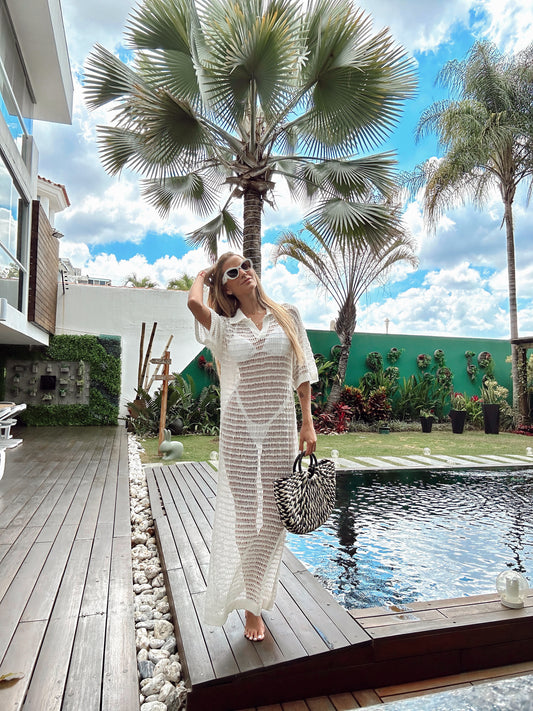 Vestido playero blanco largo con mangas