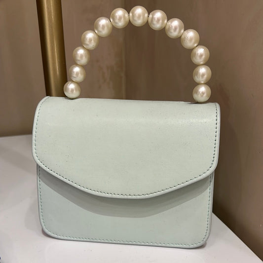 Cartera verde menta perlas