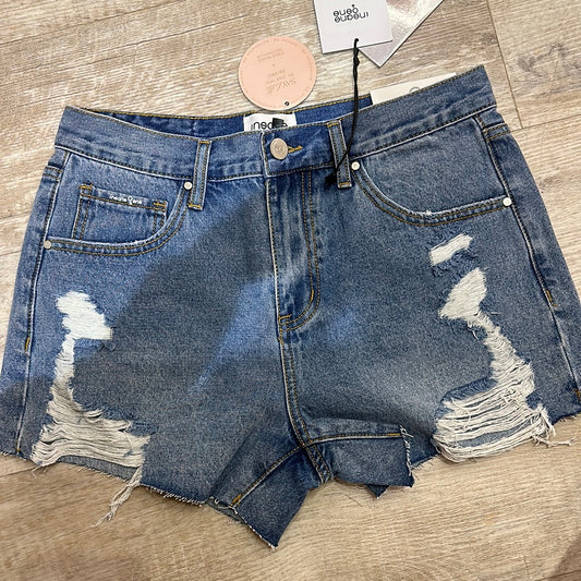 Short de jeans roto