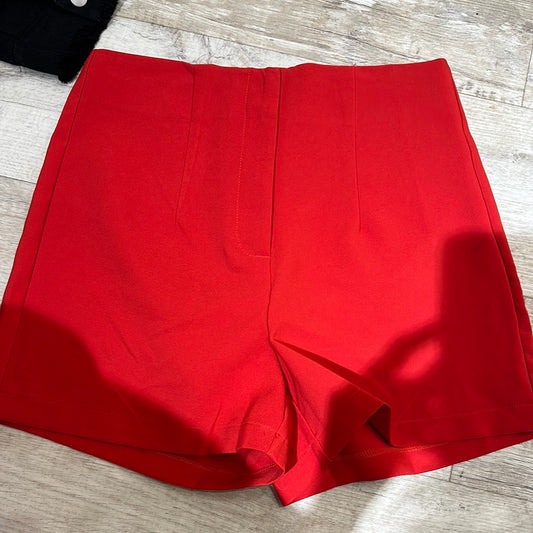 Short rojo de vestir