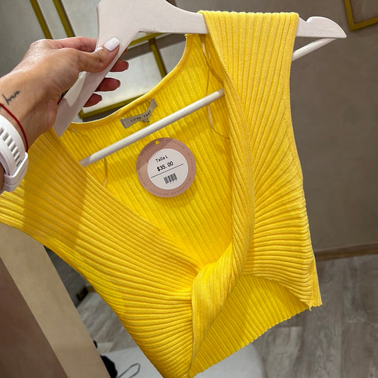 Top amarillo acanalado