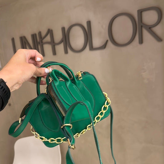 Cartera verde cuadrada