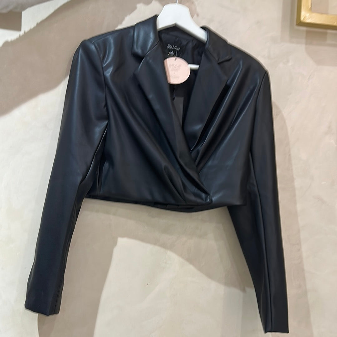 Blazer cuerina negro