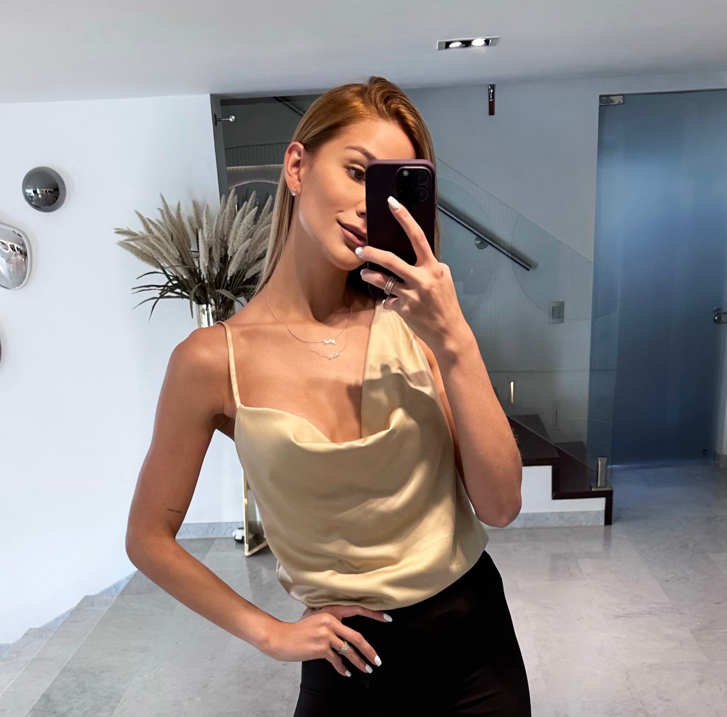 Blusa champagne una tira